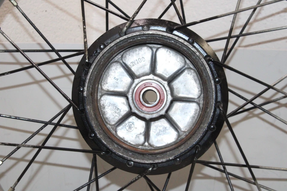 85-00 YAMAHA XT350 OEM REAR BACK WHEEL RIM - Image 2 of 3