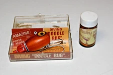Vintage AquaSport Diving Doodle Bug DDB2 Goldfish in Box + Bottle of Power Tabs