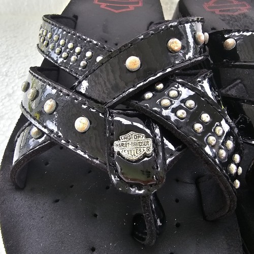 Harley Davidson Womens Flip Flop Distressed Patin With Studs Black Sandals Sz6.5 - Picture 3 of 14