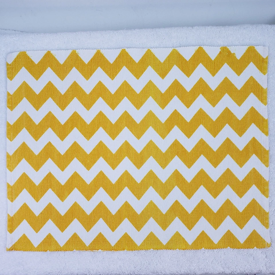 Summer Essentials Placemats Set Of 8 Chevron Stripe Colorful Rainbow - Image 4 of 4