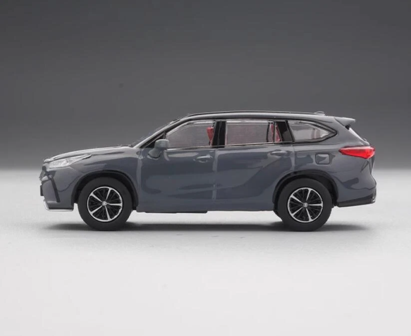 JKM 1:64 Toyota Highlander XSE Diecast Metal Model Car Collection New in Box - Image 4 of 4