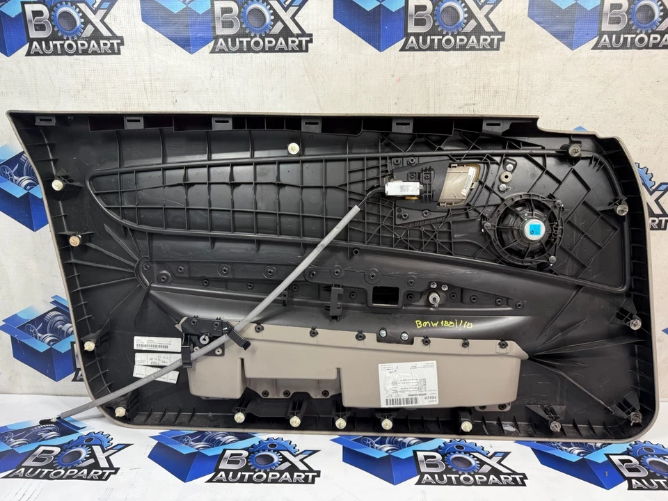 BMW 128i 2008-2013 convertible panel de puerta de pasajero delantero cuero beige OEM Foto 2 de 4