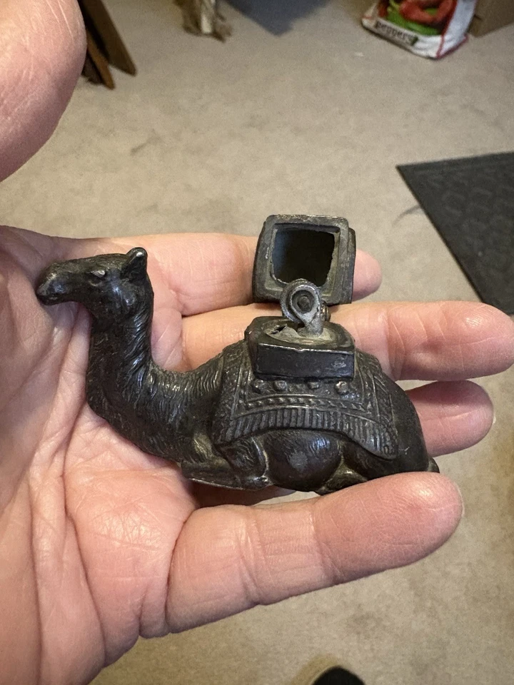 Encendedor camel vintage Foto 2 de 4