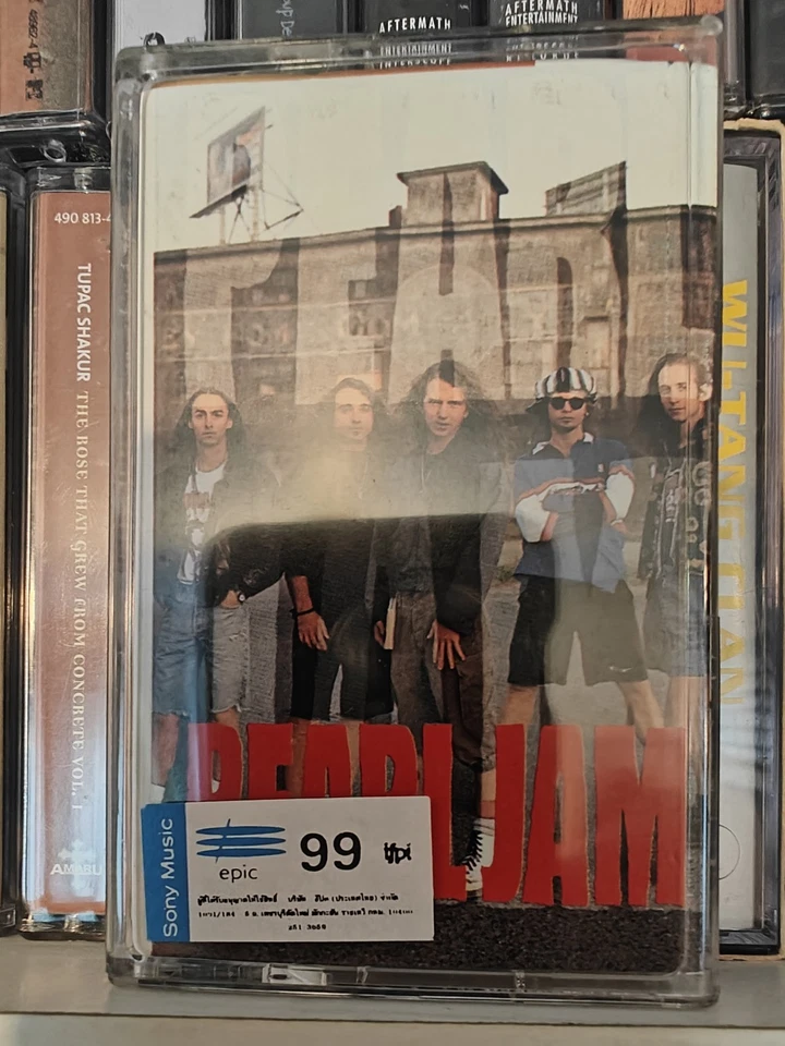 Pearl Jam Ten FULLY PLAY GRADED Cassette Album Alternative Cover - Image 3 of 4