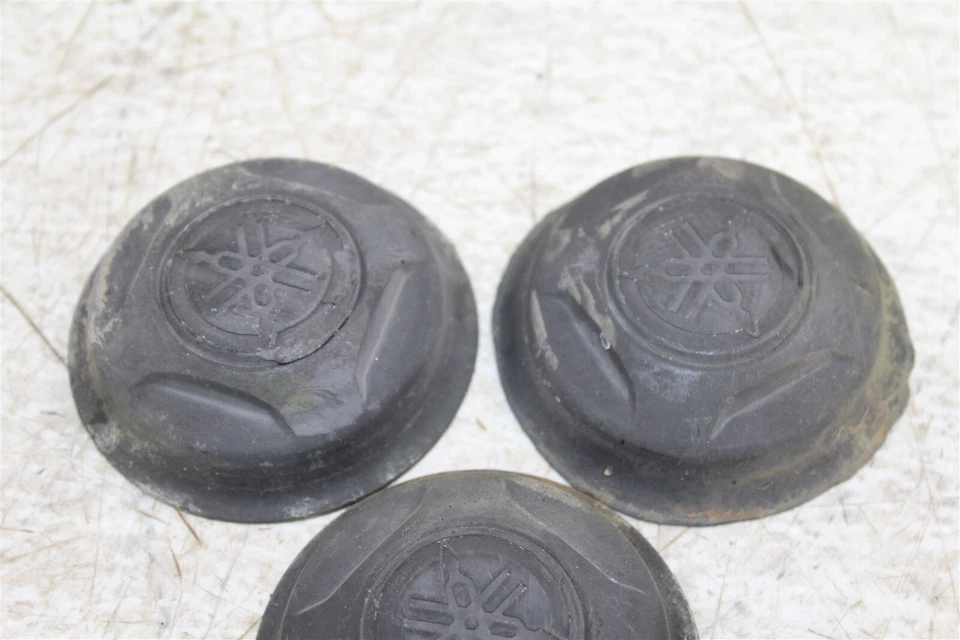 2003 Yamaha Grizzly 660 4x4 Hub Caps Front Rear  - Image 2 of 4