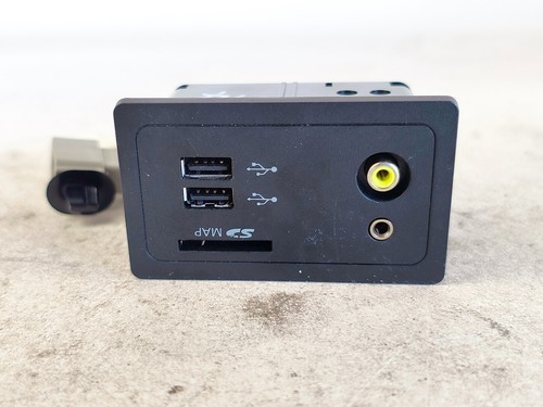 14-16 LAND ROVER LR4 CONSOLE DUAL USB AUXILIARY JACK ADAPTER PORT HUB OEM 14-16 LAND ROVER LR4 CONSOLE DUAL USB AUXILIARY JACK ADAPTER PORT HUB OEM