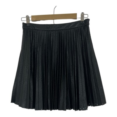 Club Manaco Womens Size 2 Black Faux Leather Pleated Skirt