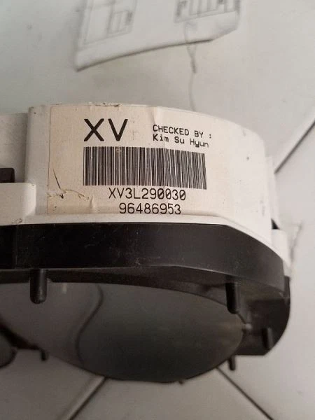 Speedometer Cluster ID Xv 205/65/R15 Tires Fits 04 VERONA 290007 - Image 2 of 4