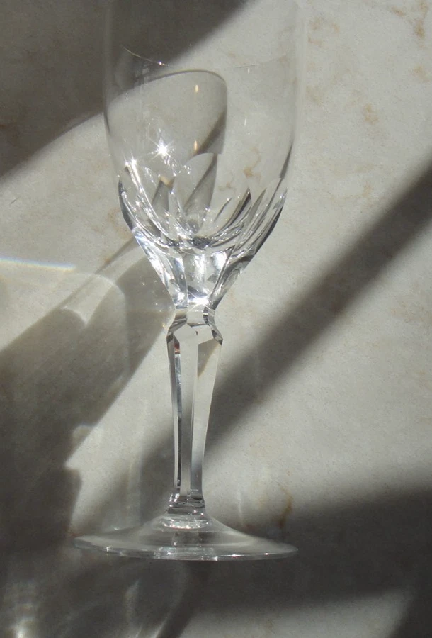 4-Galway Irish Crystal Claret Wine Glass Goblets OYSTER 6 5/8" - Image 3 of 4
