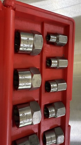 Matco Tools MBX13 3/8" DRIVE 13 PIECE BOLT EXTRACTOR SET 1/4"-3/4" 8MM-19MM USA - Foto 4 di 6