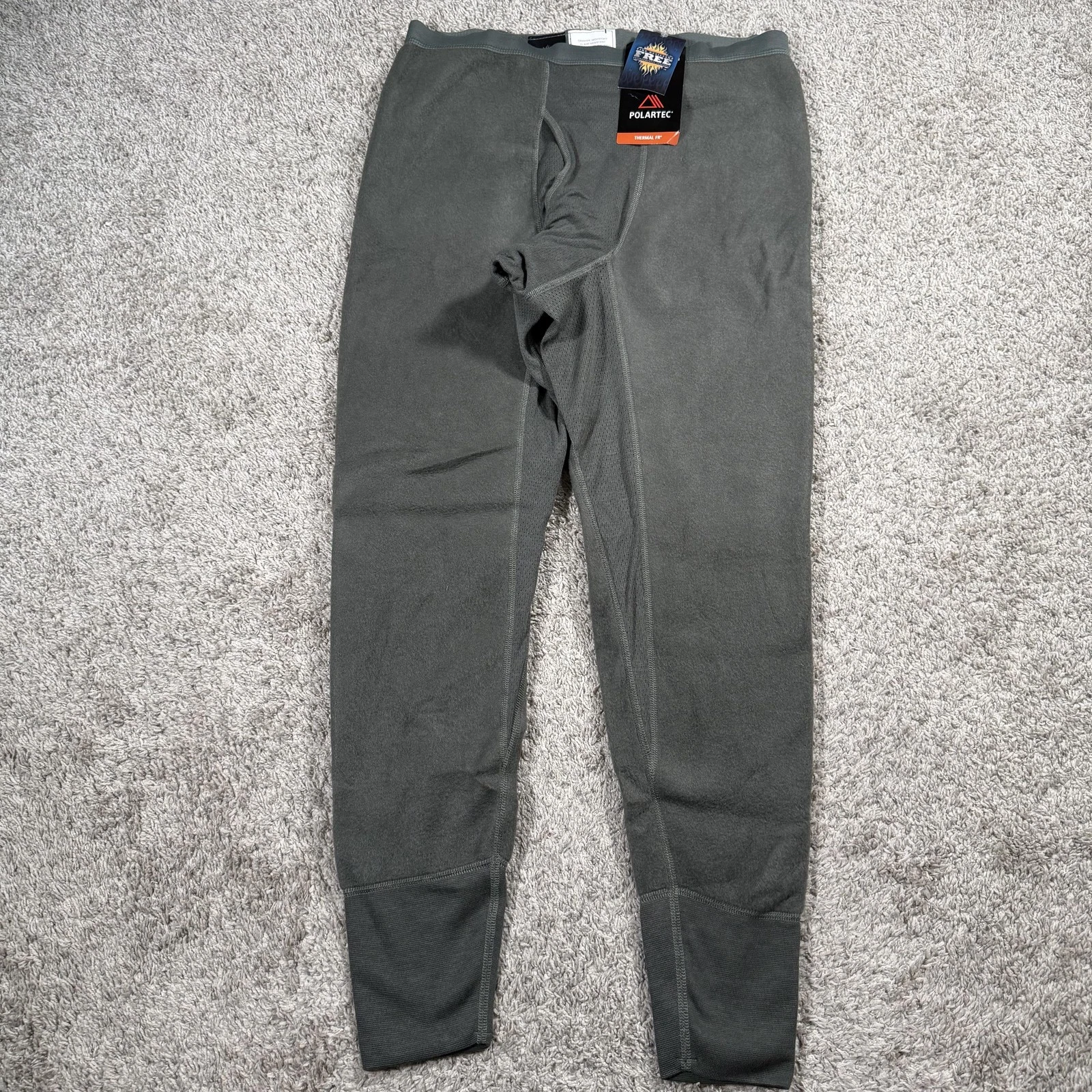 Polartec Pants Mens Medium Gray Thermal FR Fleece Long Johns Base Layer USA
Opens in a new window or