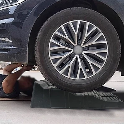 2Pcs Heavy Duty 5 Ton 3 Step Plastic Car Ramp Lifting Ramps Home Garage Workshop - Image 1 of 4