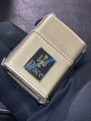 Zippo Peace Gold Genuine Leather Limited Edition Peace 2007 Zippo Peace Gold Genuine Leather Limited Edition Peace 2007
