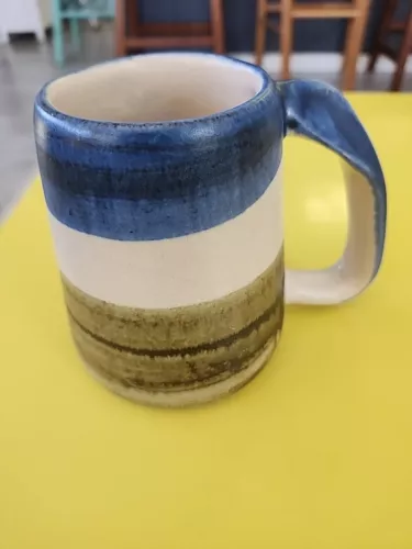 POTTERY CHATHAM MUG USA SIGNED