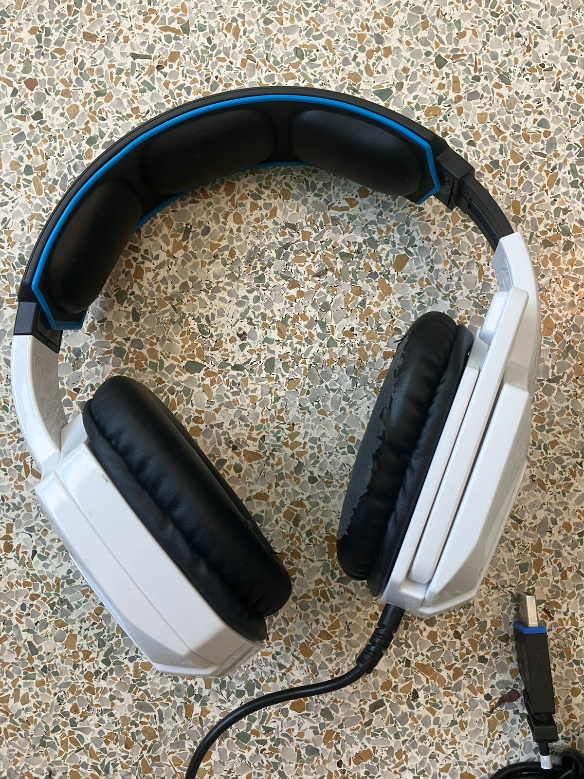 Sades Gaming Wired USB Multimedia Over The Head Headset With Builtin Mic (n)