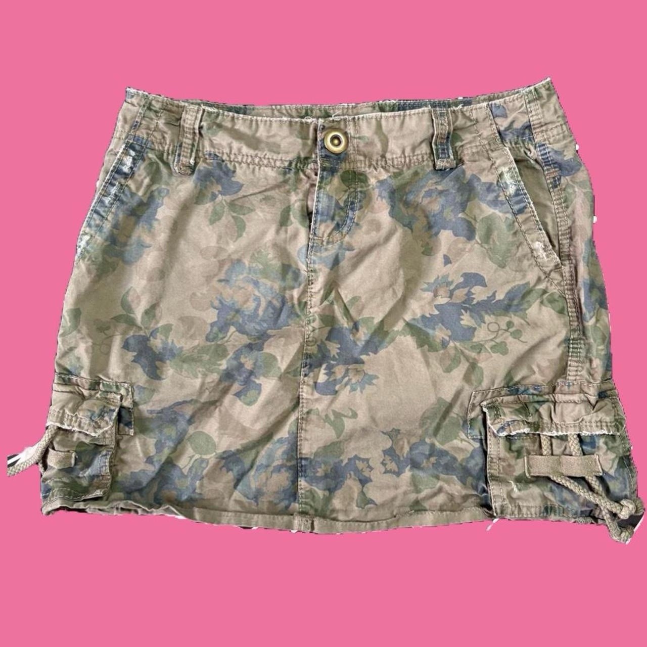 Vintage Old Navy Y2K Camo Cargo Mini Skirt Size 2 Army Green