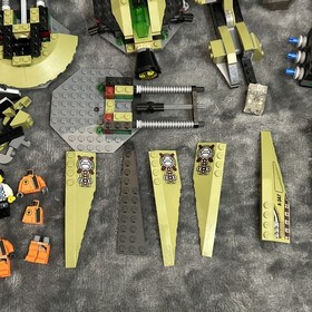 LEGO Ultra Agents Parts /Lot 70166, 70165, 8632 W Minifigs And Accessories ￼