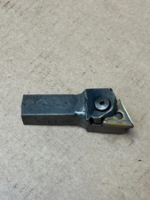 Barreau de tournage carré 16 x 16 mm - longueur 70 mm - plaquette triangulaire