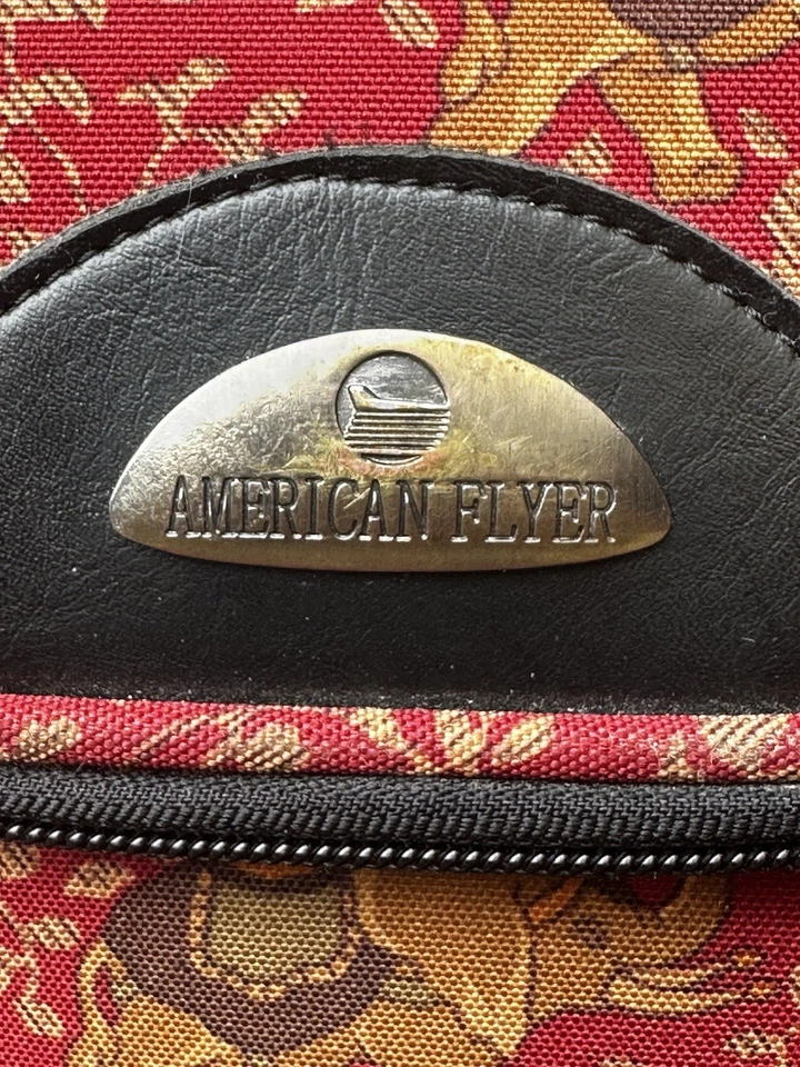 American Flyer 3pc Luggage Set ELEPHANT PRINT Nesting Red - Image 2 of 4