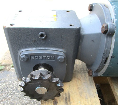 Boston Gear Speed Reducer Gear Box F718-15KZ-B5-G1-RO, 15:1 w/ Baldor Mtr 2A34LM - Picture 6 of 13
