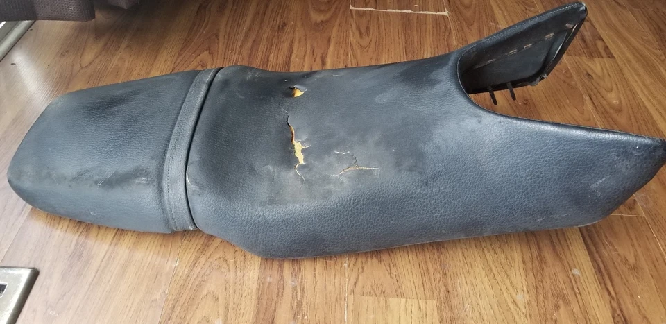 Asiento Honda Cb1 Cb400 Foto 2 de 4