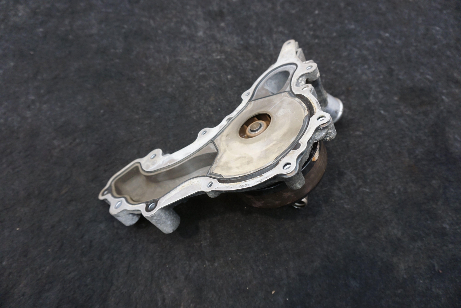 3.0L V6 Engine Water Pump Housing OEM 68079412 Maserati Quattroporte S 2014-17+