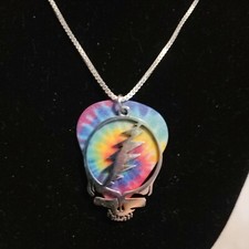 GRATEFUL DEAD STEAL YOUR FACE CHARM ON TIE DYE PICK-HERRINGBONE CHAIN