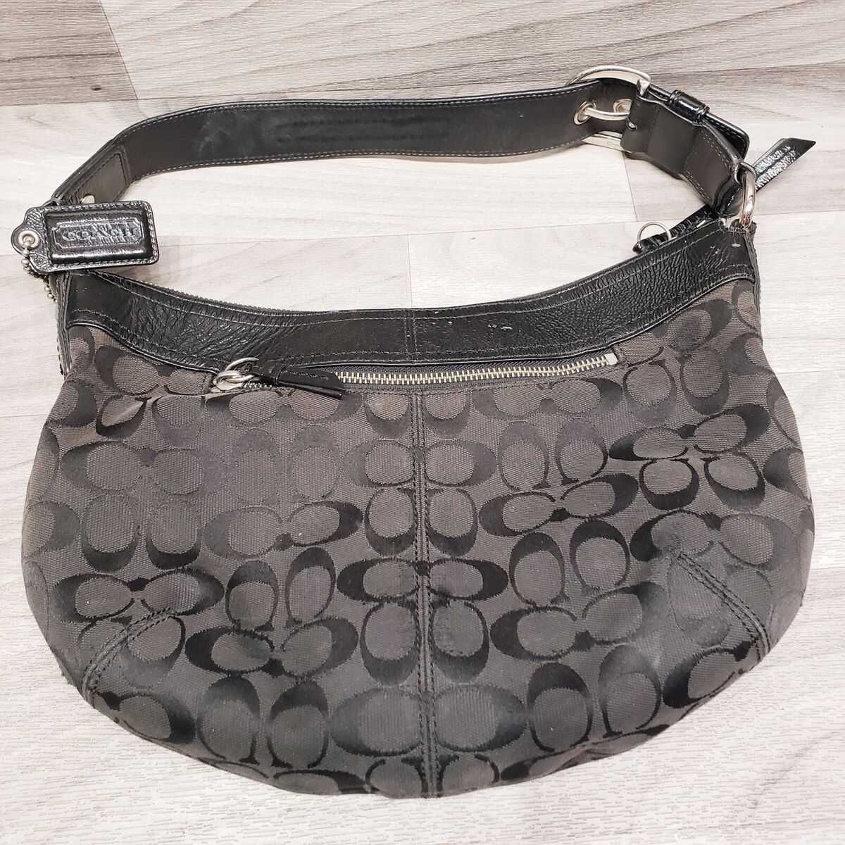 COACH Soho Signature Black Hobo Logo Jacquard Patent Leather COACH Soho Signature Black Hobo Logo Jacquard Patent Leather