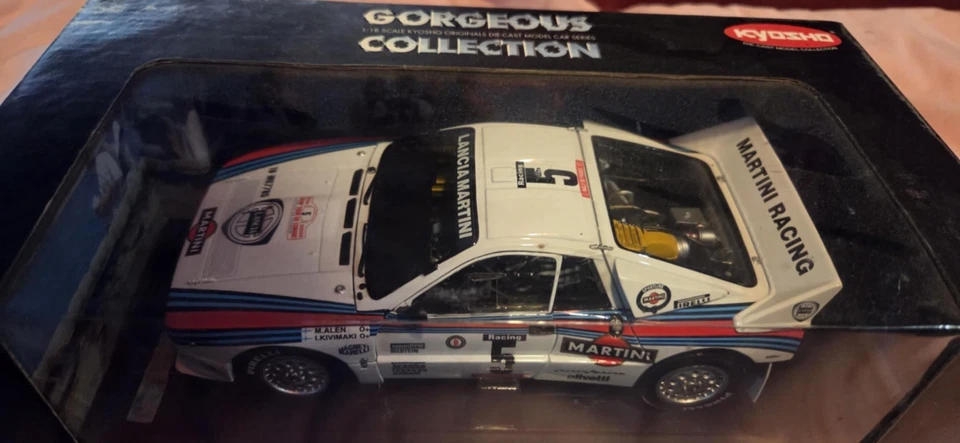 KYOSHO 08301A LANCIA 037 RALLY MARTINI TOUR DE CORSE 1984 #5 -1:18 - Immagine 4 di 4