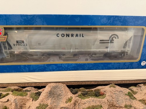 Coche tolva cubierta Atlas 3002948-1S Conrail (gris) nuevo en caja | Condition: New