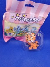 Neopets Phatmojo Minifigure - Orange Kougra - New Opened - With Code