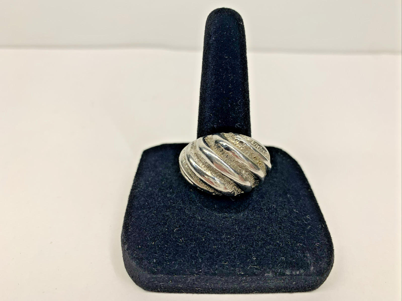 Vintage Roget Silver Tone Bold Dome Modernist Ring Women's Size 7 1970's