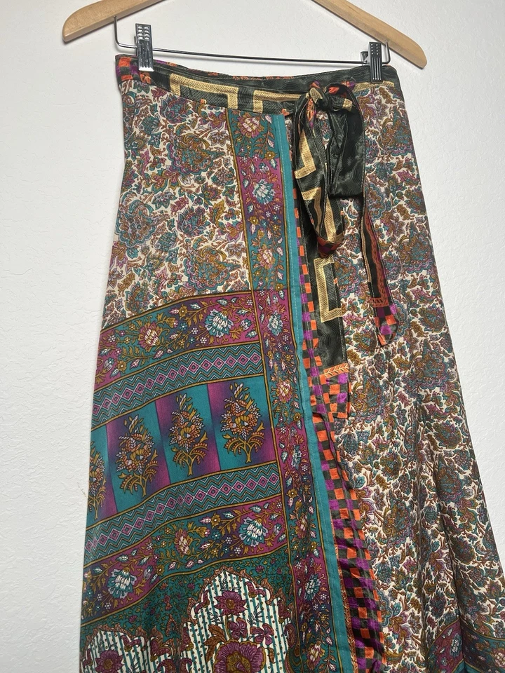 Recycled 100% Silk Long Maxi Wrap Skirt Free Size Floral Patchwork Gypsy Boho - Image 3 of 4