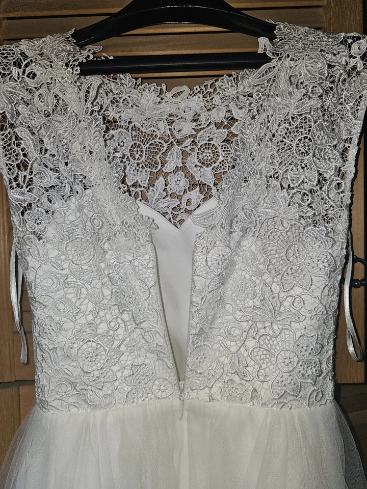 Wunderschönes Brautkleid von BIANCO EVENTO Gr. M, A-Linie - Bild 4 von 4