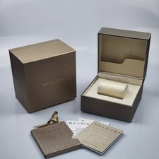 Nuovissimo cofanetto orologio Bvlgari adatto a collezionisti come regali San Valentino