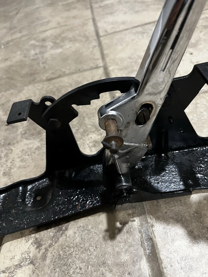 GM Oldsmobile Cutlass 1970-1972 palanca de cambios automática de piso perilla y cable de nogal Foto 4 de 4