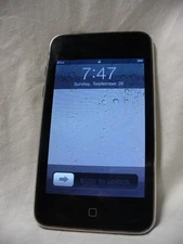 8GB Apple iPod (MC086LL)