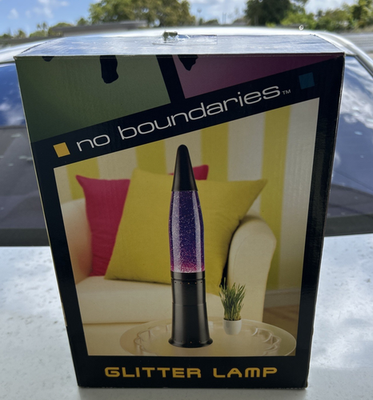VTG No Boundaries MOTION LAMP 19” Space Rocket Style Light White