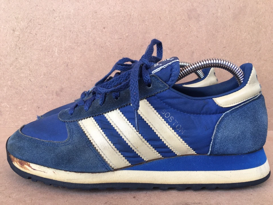Vintage 1980s Adidas Boston, Made in Taiwan - Mens Size 7 - Image 2 of 4
