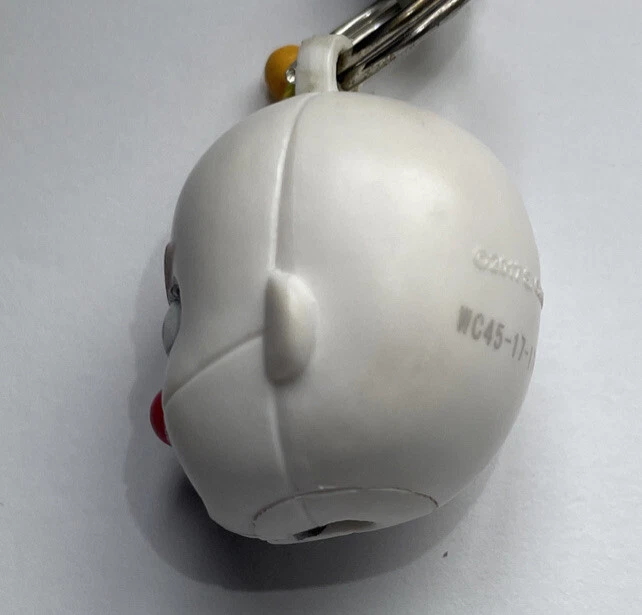 COLGADOR DE MOCHILA FUNKO ENNARD 2017 CINCO NOCHES EN LA UBICACIÓN HERMANA DE FREDDY’S Foto 4 de 4