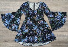 EXPRESS Black Floral Mini Fit & Flare Dress Sz 8 Long Bell Sleeve Zip Up V-Neck