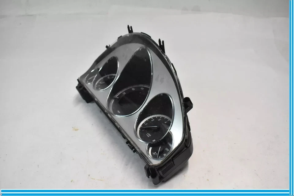 10-13 Mercedes W212 E350 E550 Instrument Cluster Speedometer A2125401448 OEM - Image 3 of 4