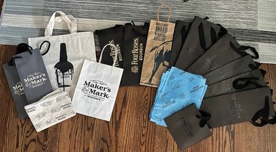 LOT OF 16: Kentucky Bourbon Whiskey Distillery Bottle Gift Bags - Tissue Papers
