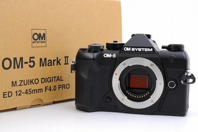 Olympus OM SYSTEM OM-5 Mark II Body Black w/Box -Near Mint- 585