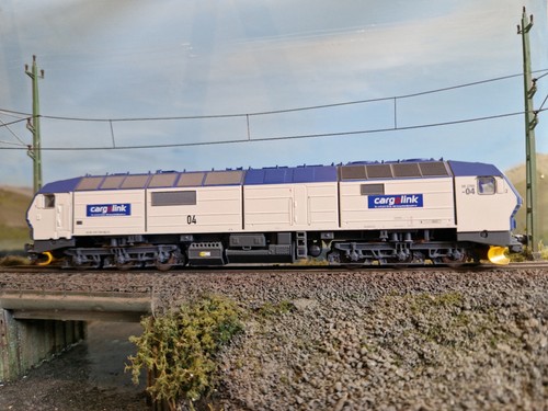 Hobbytrade 172704 Cargolink MaK DE 2700-04 – H0 – ESU LokSound 5  | Condition: Gebraucht