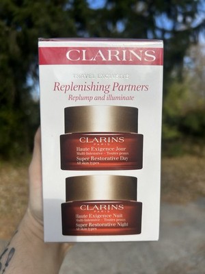 Clarins Travel Exclusive Replenishing Partners Super Restorative Day & Night
