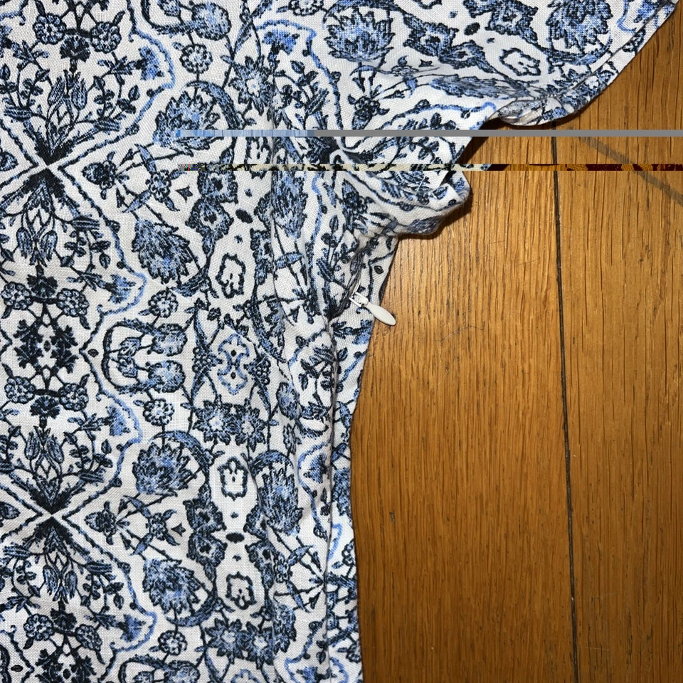 Women’s Viyella blue white 100% Linen Shirt Blouse Size 10 - Image 3 of 4