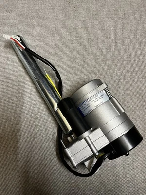 Life Fitness Treadmill Actuator Lift Motor (Integrity series) OK58-01062-0001 - image 1 of 2