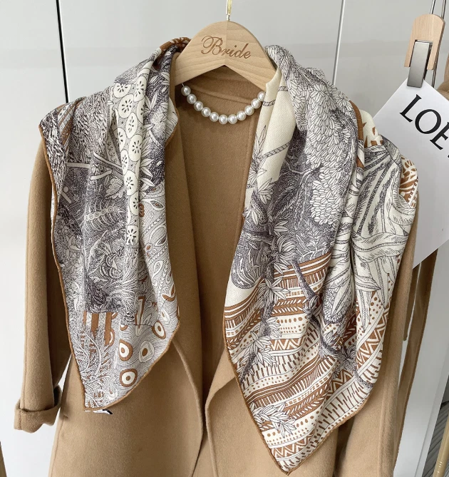 70% Cashmere 30% Silk 35'' Shawl Gray sun Print Bandana Scarf Neckerchief Wrap