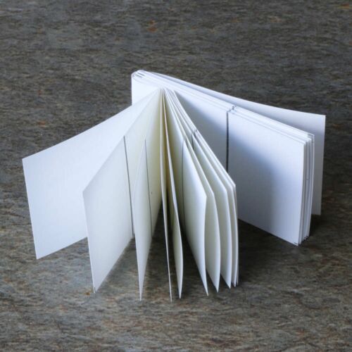 *NEW* GEOLoggers Geocaching WATERPROOF Log Book 50 x 35mm Duracopy 96 Entries - Picture 4 of 5